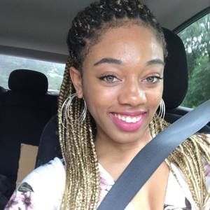 Meet your Posher, Michelle